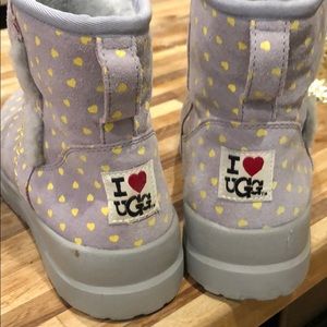 Ugg heart boots